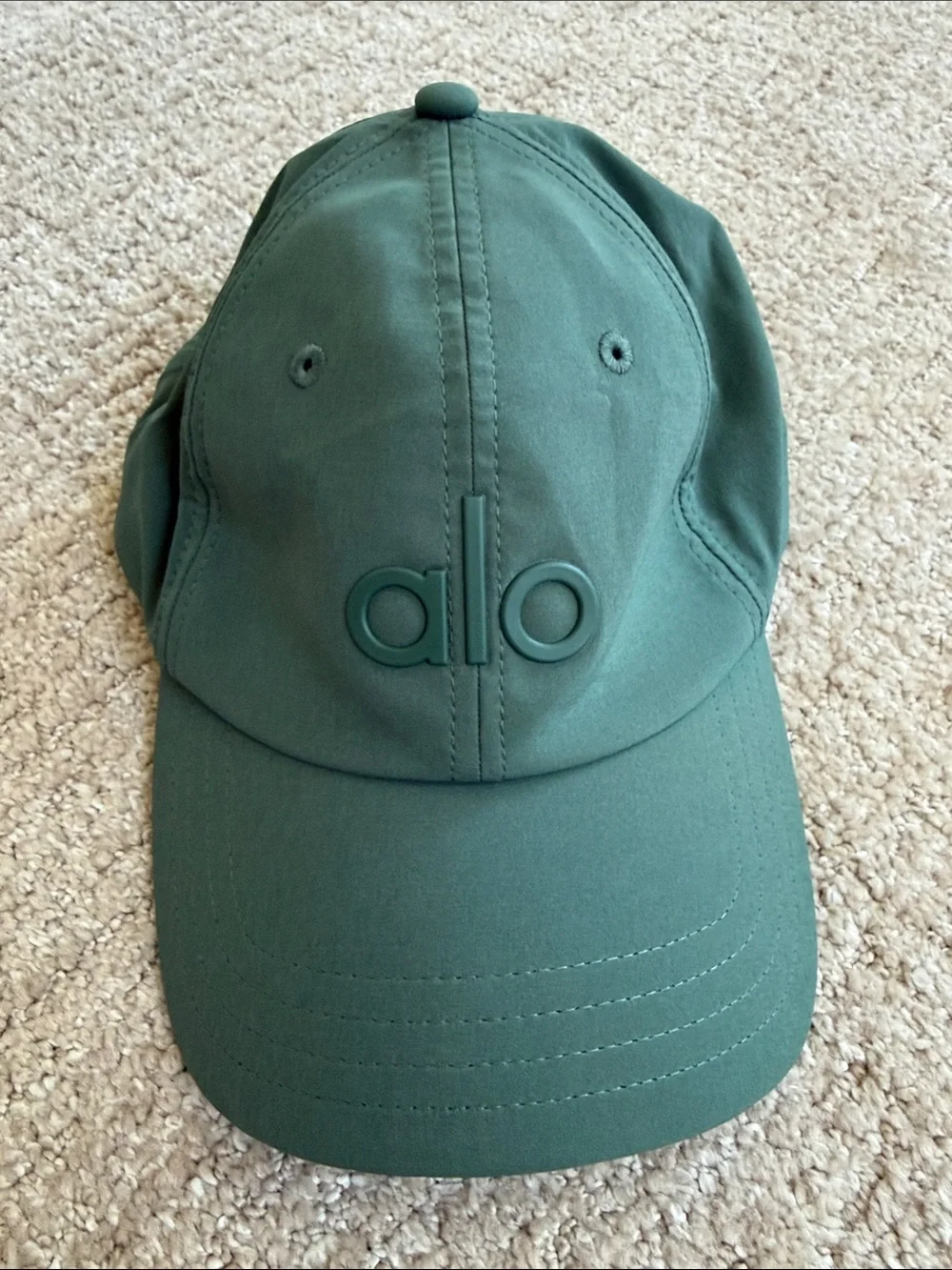 ALO performance off-duty cap in Clover Green